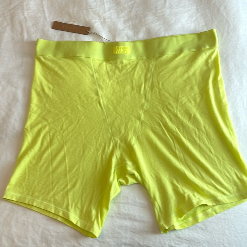 NWT SKIMS Limited Edition Neon Boyfriend Boxer